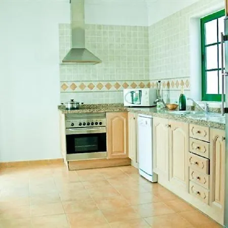 Ereza Brisa Marina 3* Playa Blanca